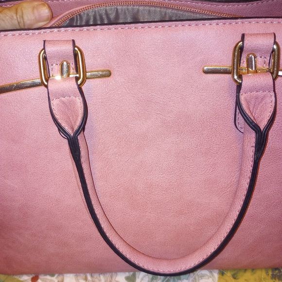 Dasein Pink Purse; Good condition - Picture 14 of 17